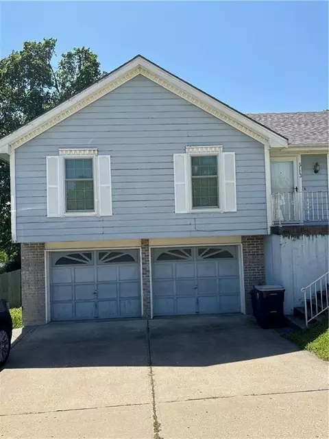 5113 NE 48th St, Kansas City, MO 64119