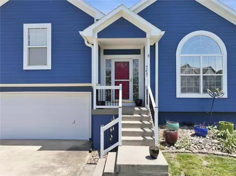 Exterior - 503 River Birch Rd, Raymore, MO 64083 photo 3 of 8