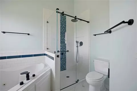 Bath - 503 River Birch Rd, Raymore, MO 64083 photo 2 of 4