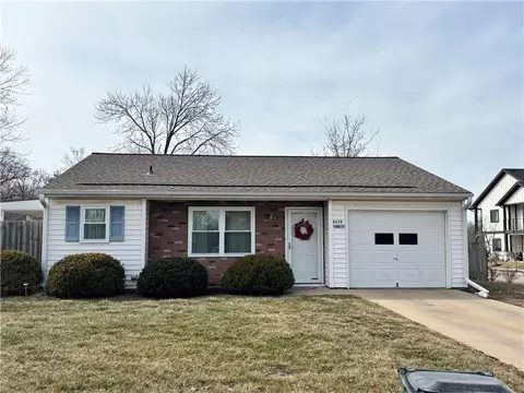 8820 Farley St, Overland Park, KS 66212