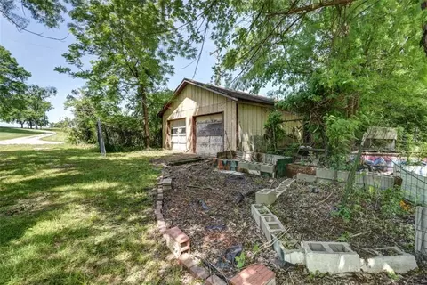 8667 Markham Rd, Richmond, MO 64085 photo 15