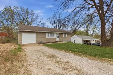 4540 NE 44th Ter, Kansas City, MO 64117
