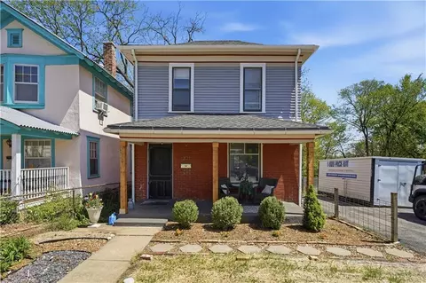 3121 Grand Ave, Kansas City, MO 64111