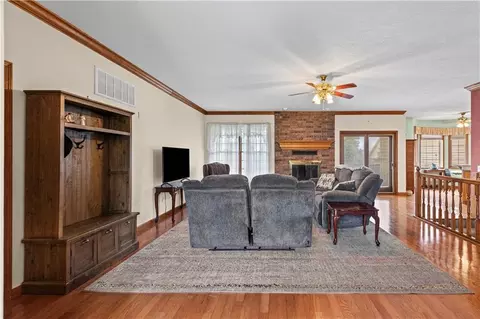 Living - 819 Pryor St, Iola, KS 66749 photo 1 of 4