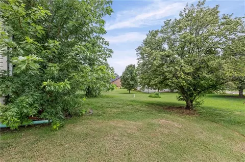 Exterior - 819 Pryor St, Iola, KS 66749 photo 10 of 16