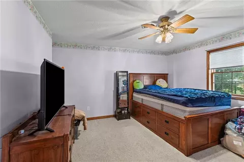 Bedroom - 819 Pryor St, Iola, KS 66749 photo 6 of 9