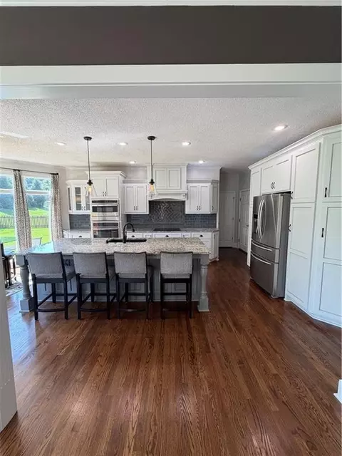 Kitchen - 5817 NE Ruby Ct, Lees Summit, MO 64064 photo 1 of 6