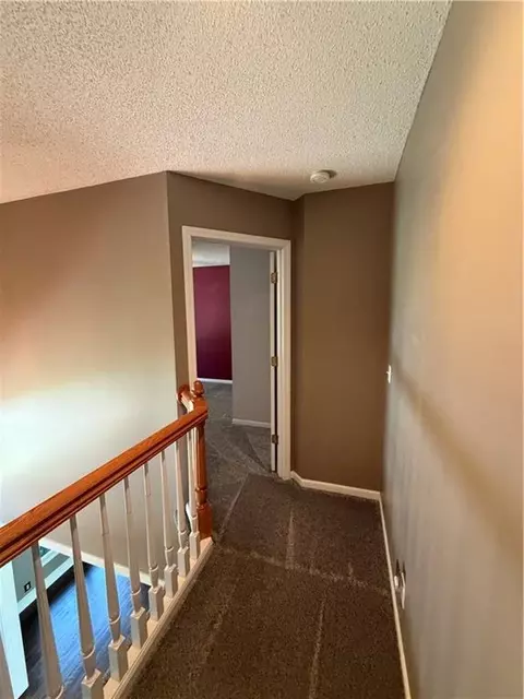 Entry Way - 5817 NE Ruby Ct, Lees Summit, MO 64064 photo 7 of 8