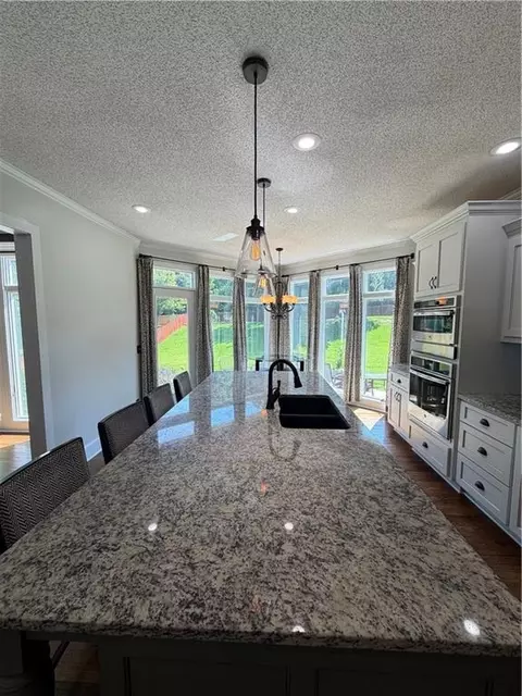 Kitchen - 5817 NE Ruby Ct, Lees Summit, MO 64064 photo 2 of 6