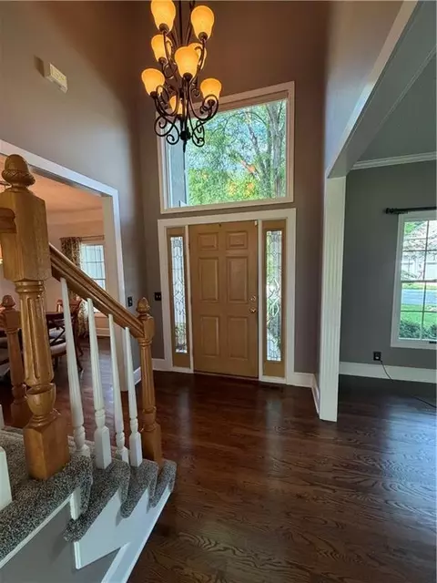 Entry Way - 5817 NE Ruby Ct, Lees Summit, MO 64064 photo 2 of 8