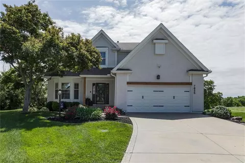 7855 W 152nd Ter, Overland Park, KS 66225