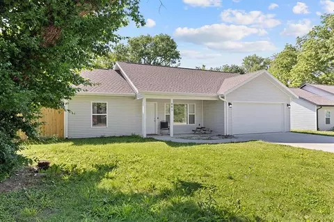 803 N Elm St, Nevada, MO 64772