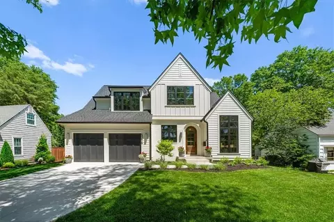 5216 W 73rd St, Prairie Village, KS 66208