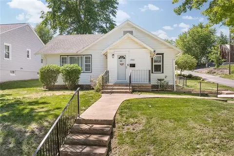 3502 Penn St, Saint Joseph, MO 64507