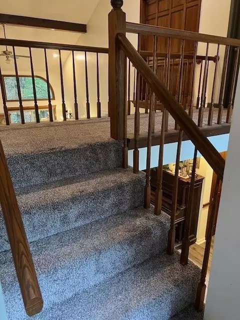 Entry Way - 14690 E Redcoat Rd, Nevada, MO 64772 photo 7 of 10