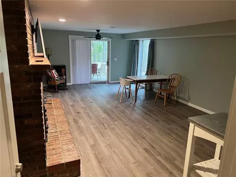 Living - 14690 E Redcoat Rd, Nevada, MO 64772 photo 4 of 6