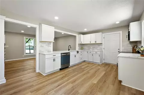 Kitchen - 406 E 11th St, Kearney, MO 64060 photo 2 of 4
