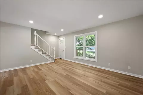 Living - 406 E 11th St, Kearney, MO 64060 photo 2 of 5