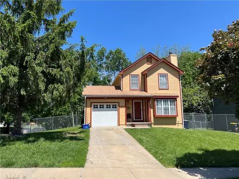 1300 E 41st St, Kansas City, MO 64110