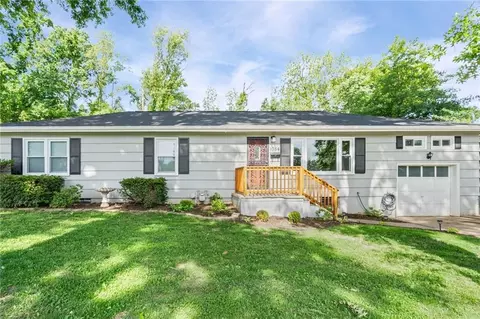 1054 S 45th Ter, Kansas City, KS 66106