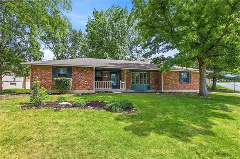 18901 E 30th Ter, Independence, MO 64057