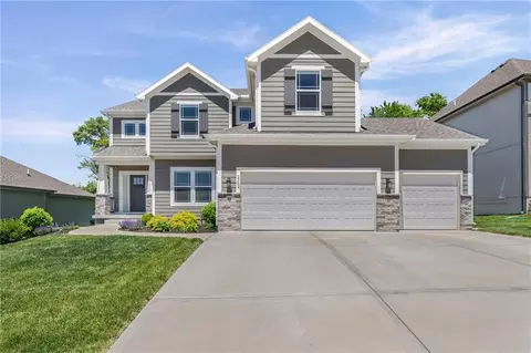 2362 SW River Trail Rd, Lees Summit, MO 64082