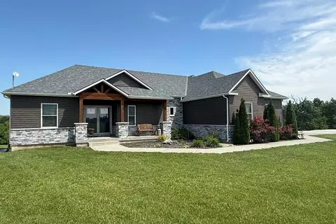 1679 515th Rd, Kingsville, MO 64061