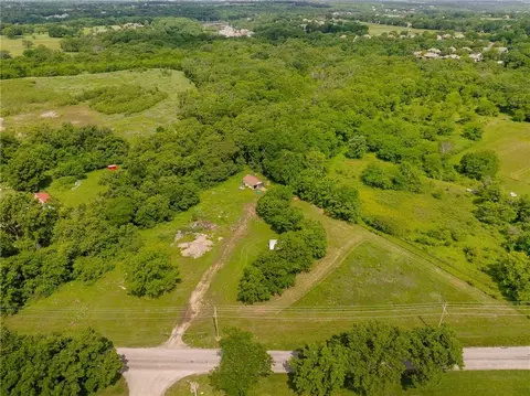 View/Area - 700 E 171st St, Loch Lloyd, MO 64012 photo 24 of 26