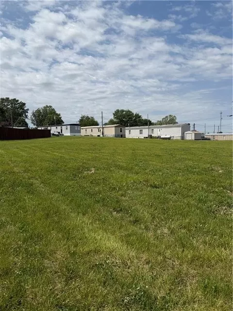 1910 Howenstein St, Cameron, MO 64429 photo 4