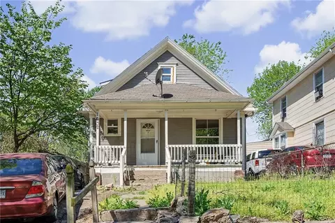 1632 Topping Ave, Kansas City, MO 64126