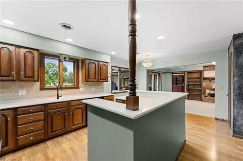 Kitchen - 308 Canary Ln, Iola, KS 66749 photo 6 of 6