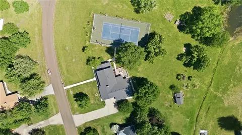 View/Area - 308 Canary Ln, Iola, KS 66749 photo 5 of 7