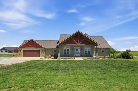 7630 SE Berryton Rd, Berryton, KS 66409