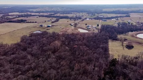 View/Area - 470 SW 850 Rd, Chilhowee, MO 64733 photo 6 of 7