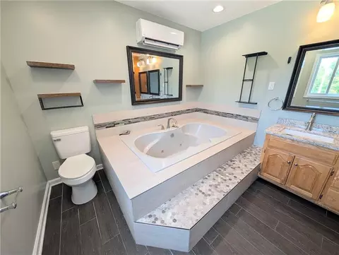 Bath - 470 SW 850 Rd, Chilhowee, MO 64733 photo 1 of 7