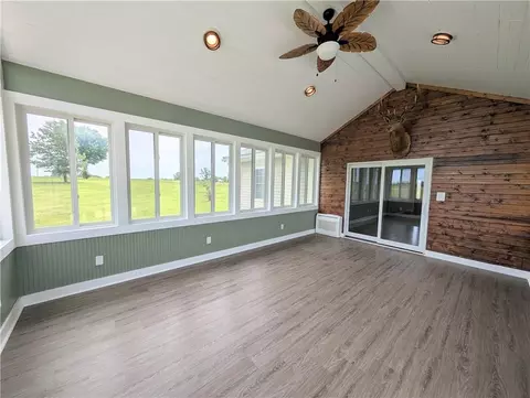 Exterior - 470 SW 850 Rd, Chilhowee, MO 64733 photo 5 of 28