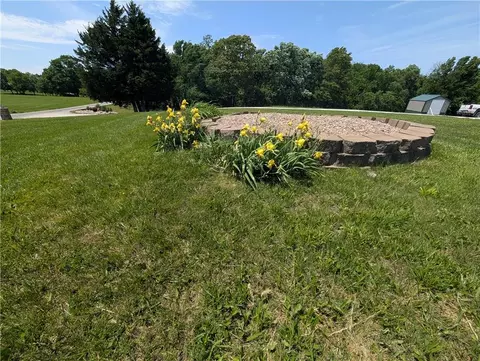 Exterior - 470 SW 850 Rd, Chilhowee, MO 64733 photo 15 of 28