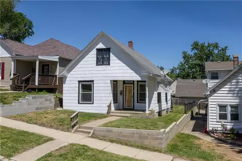 2815 Penn St, Saint Joseph, MO 64507