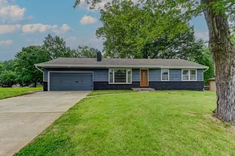4407 S Phelps Rd, Independence, MO 64055