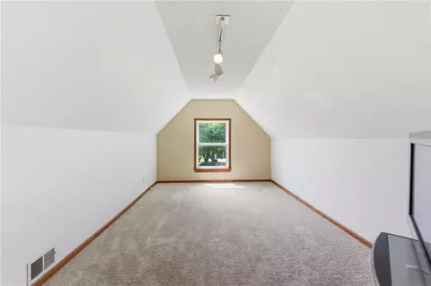 Bedroom - 12905 Quail Rdg, Lees Summit, MO 64086 photo 3 of 5