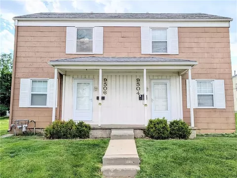 9504 Harrison St, Kansas City, MO 64131