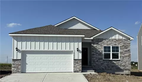 25248 W 177th Ter, Gardner, KS 66030