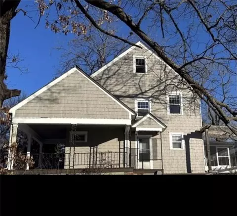 2902 Sacramento St, Saint Joseph, MO 64507
