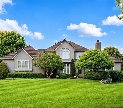 14603 Sherwood St, Leawood, KS 66224