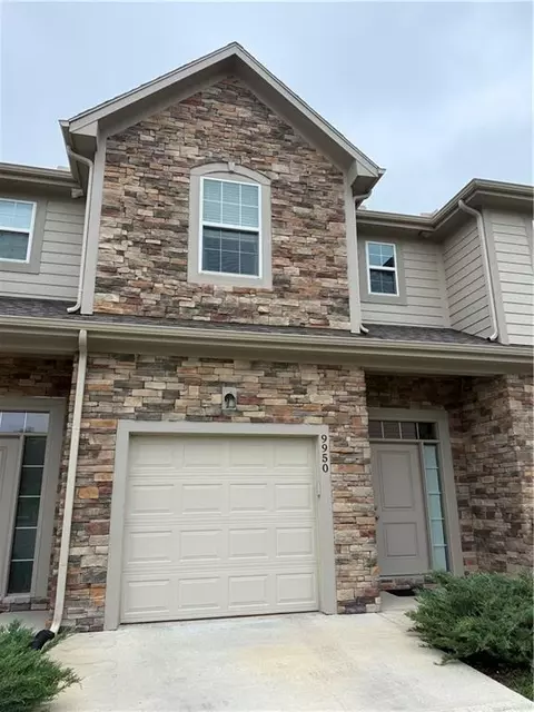 9950 W 87th Ter, Overland Park, KS 66212
