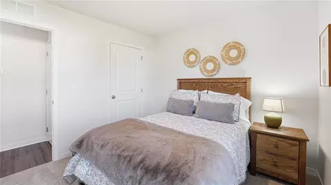 Bedroom - 2211 Crestview Pl, Raymore, MO 64083 photo 5 of 7