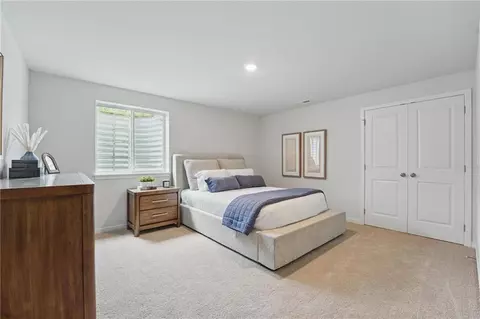 Bedroom - 2211 Crestview Pl, Raymore, MO 64083 photo 6 of 7