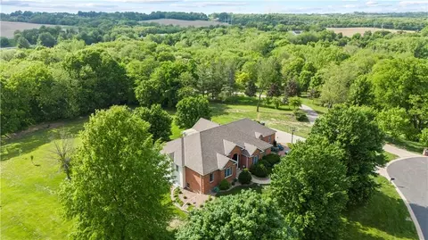 19704 Red Oak Blvd, Saint Joseph, MO 64505