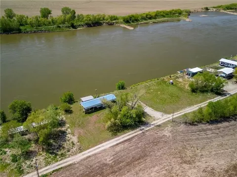 32067 Parma Dr, Oregon, MO 64473 photo 4