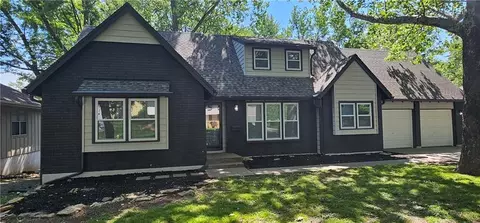 13013 Bristol Ave, Grandview, MO 64030
